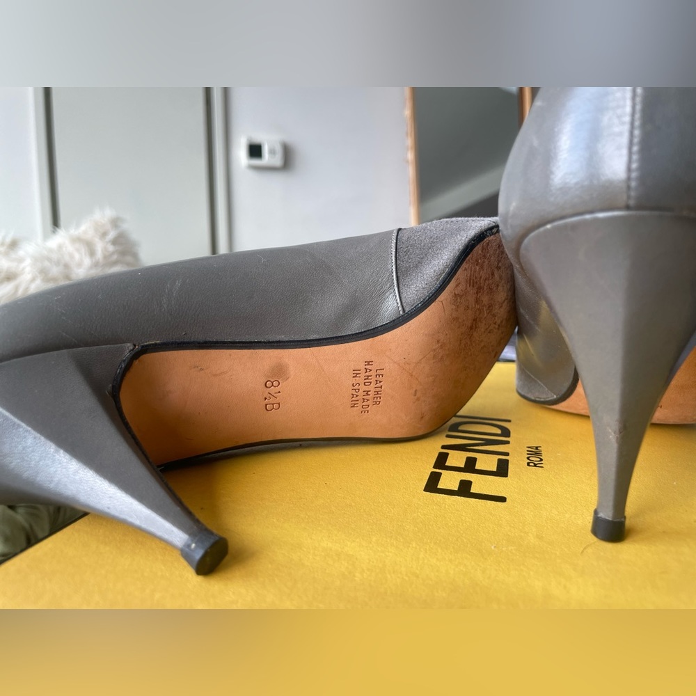 VINTAGE ROBERTINA HANDMADE LEATHER HEELS - Picture 13 of 13